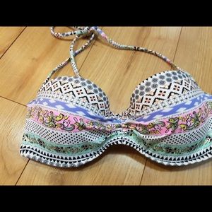 Victoria’s Secret Flirt Bandeau Bikini Top